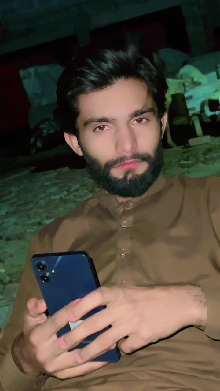 @فخر بلوچ🥂&hearts;️