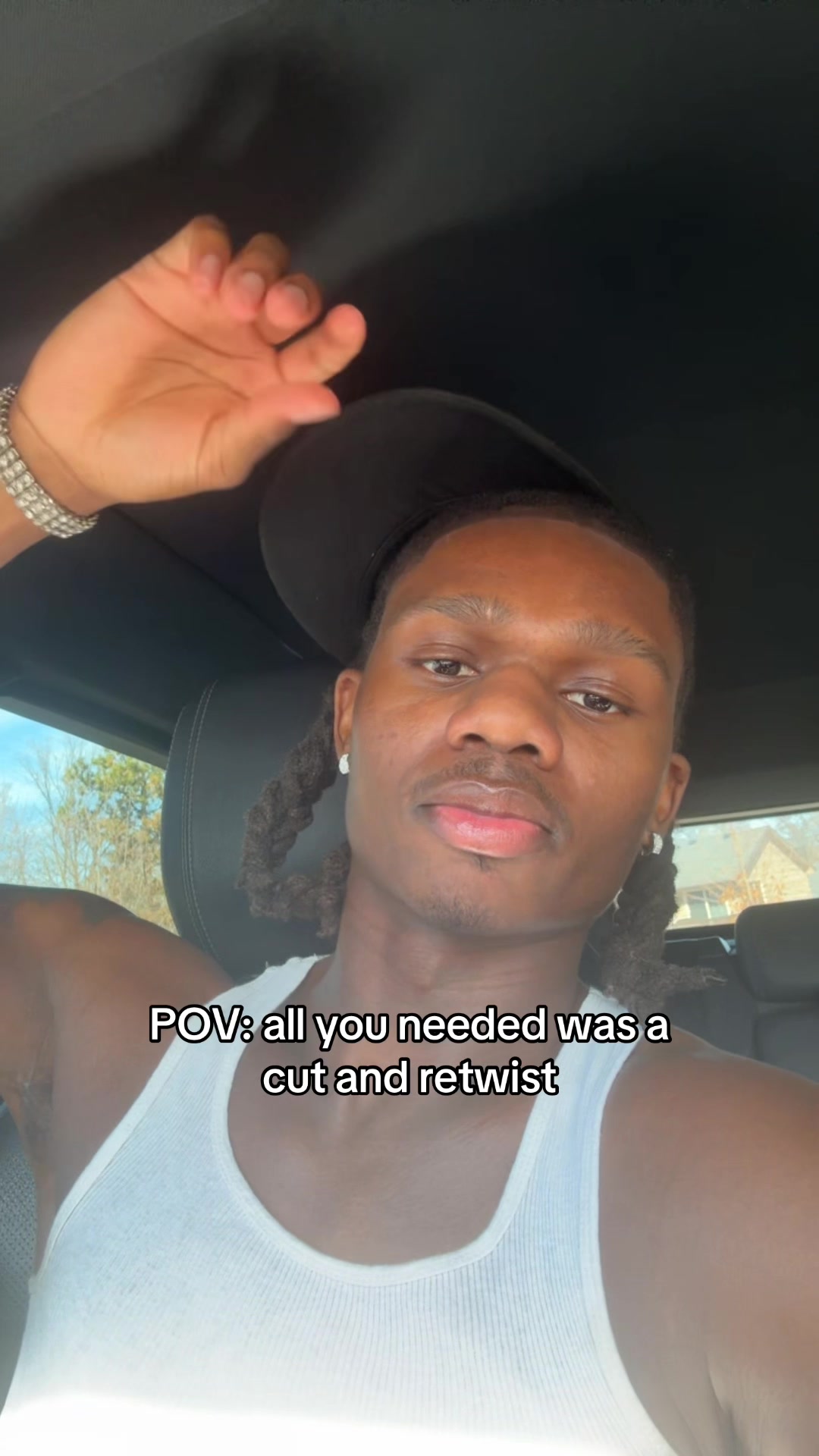 @apfourr