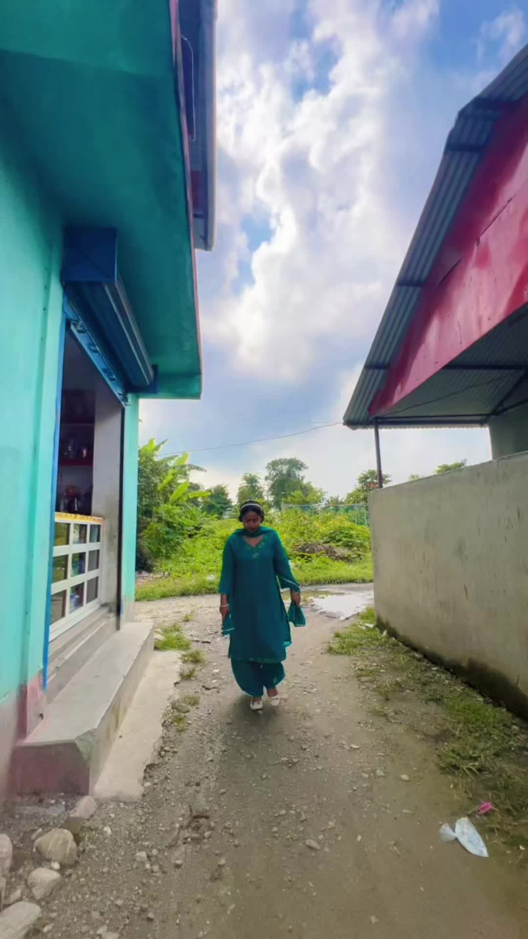 @Aliya Khan