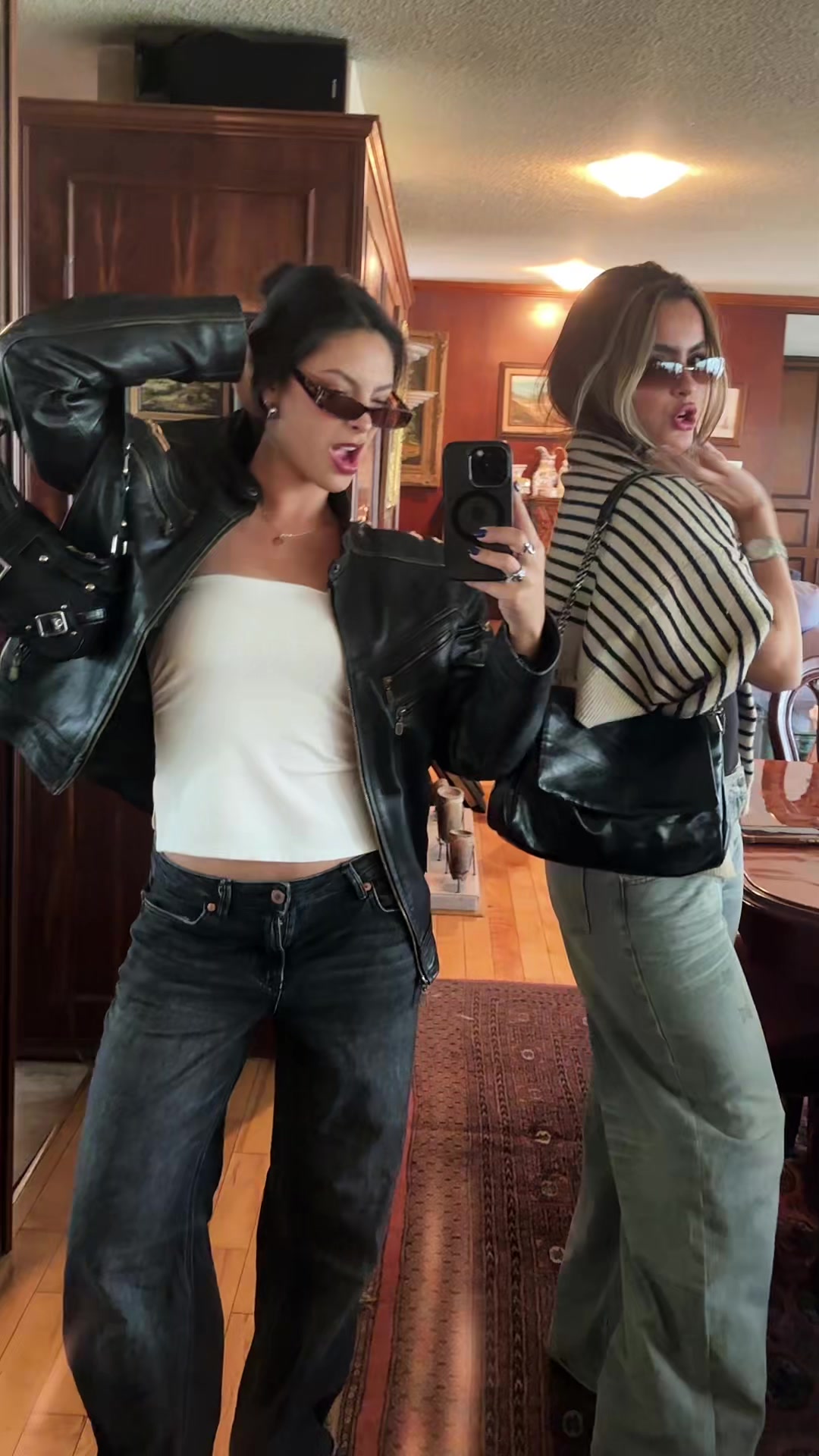 @Cris De Le&oacute;n