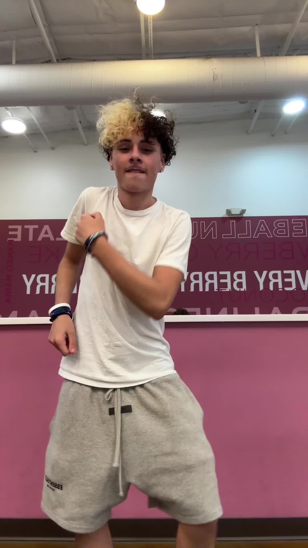 @Mj3