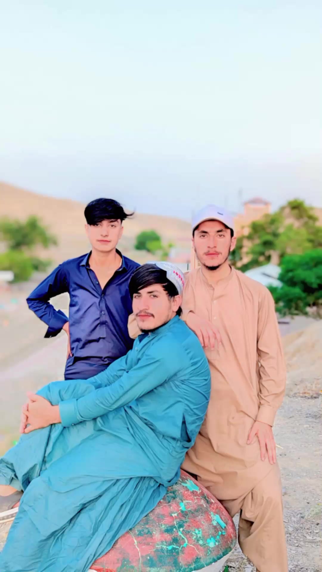 @👑زڑگو💓باچا👑