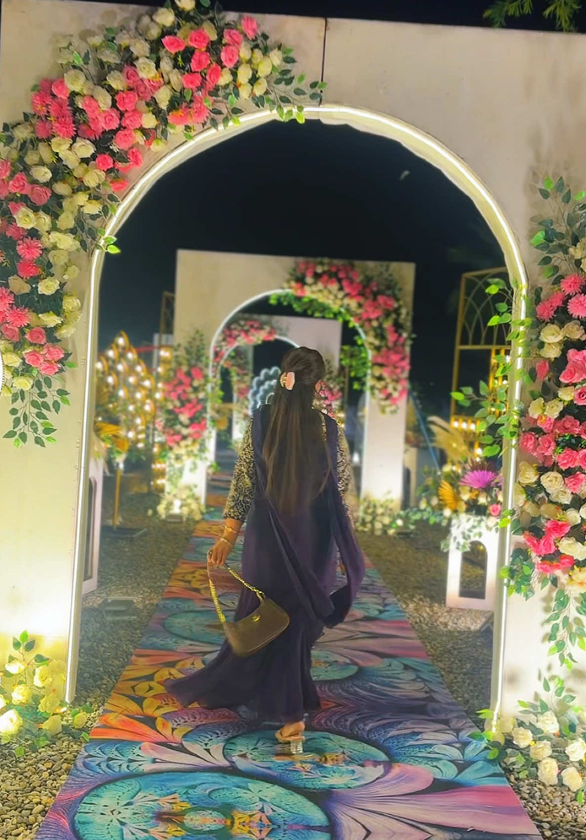 @ANJU MAHATO 🦋🕊️