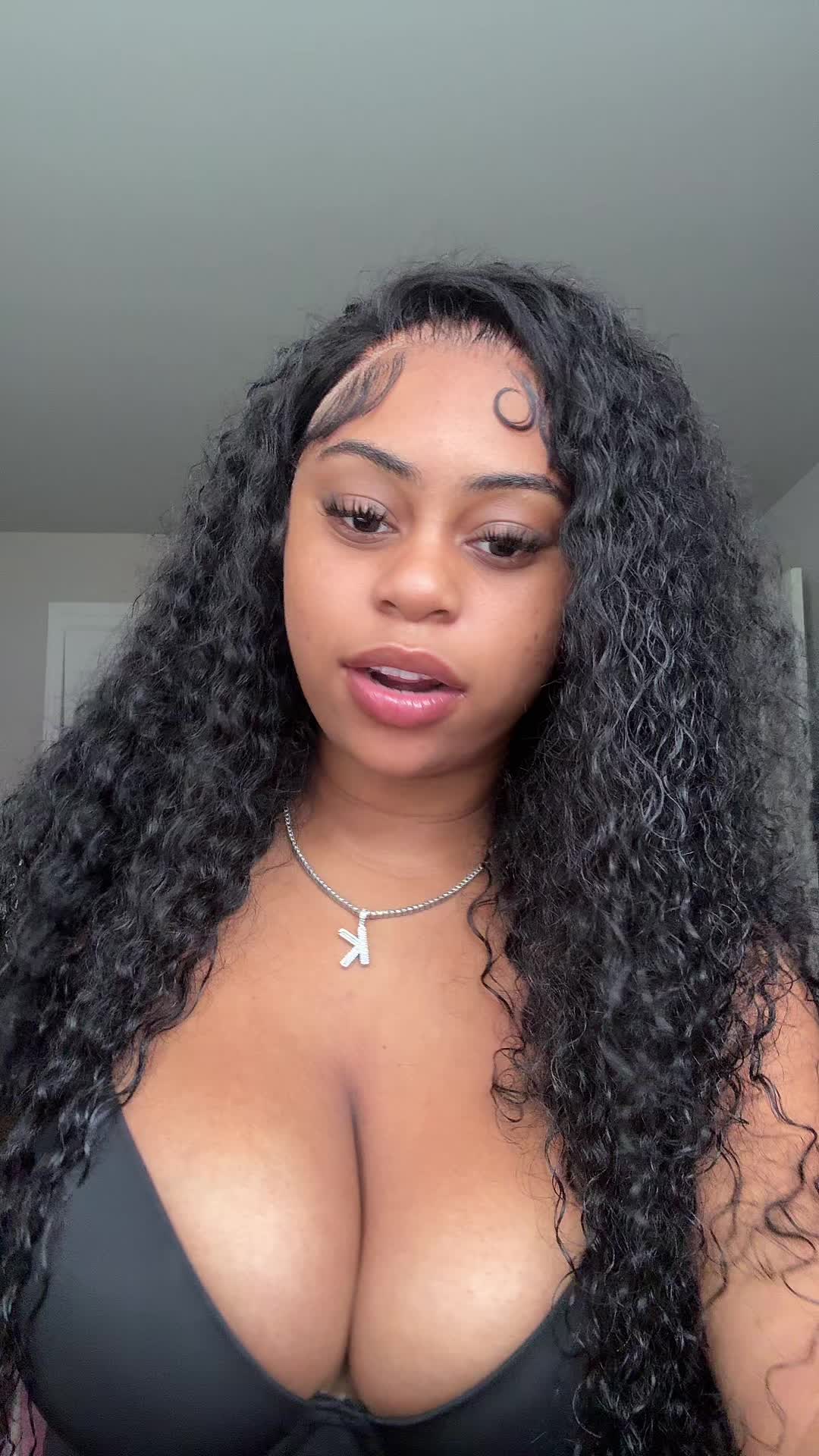 @Kaylalebomb ✨