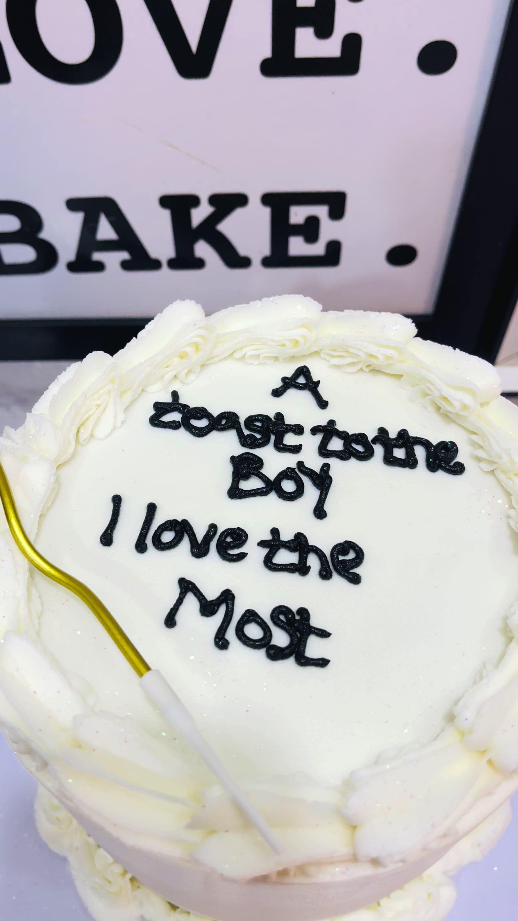 @ILESHA CAKE/SURPRISE PLANNER