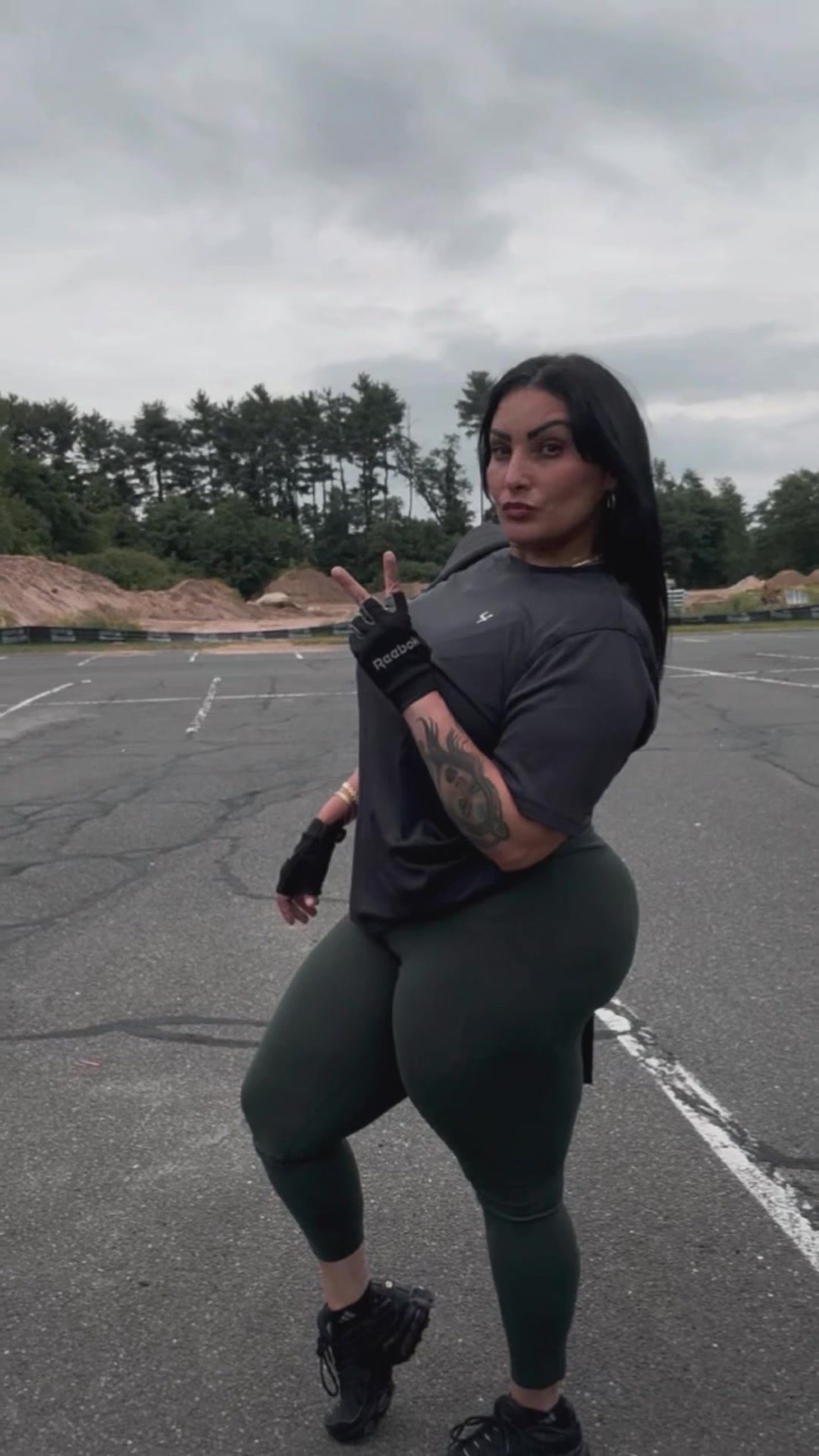 @adairizz