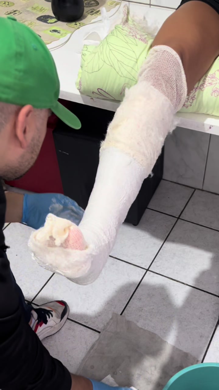 @Plaster_asmr
