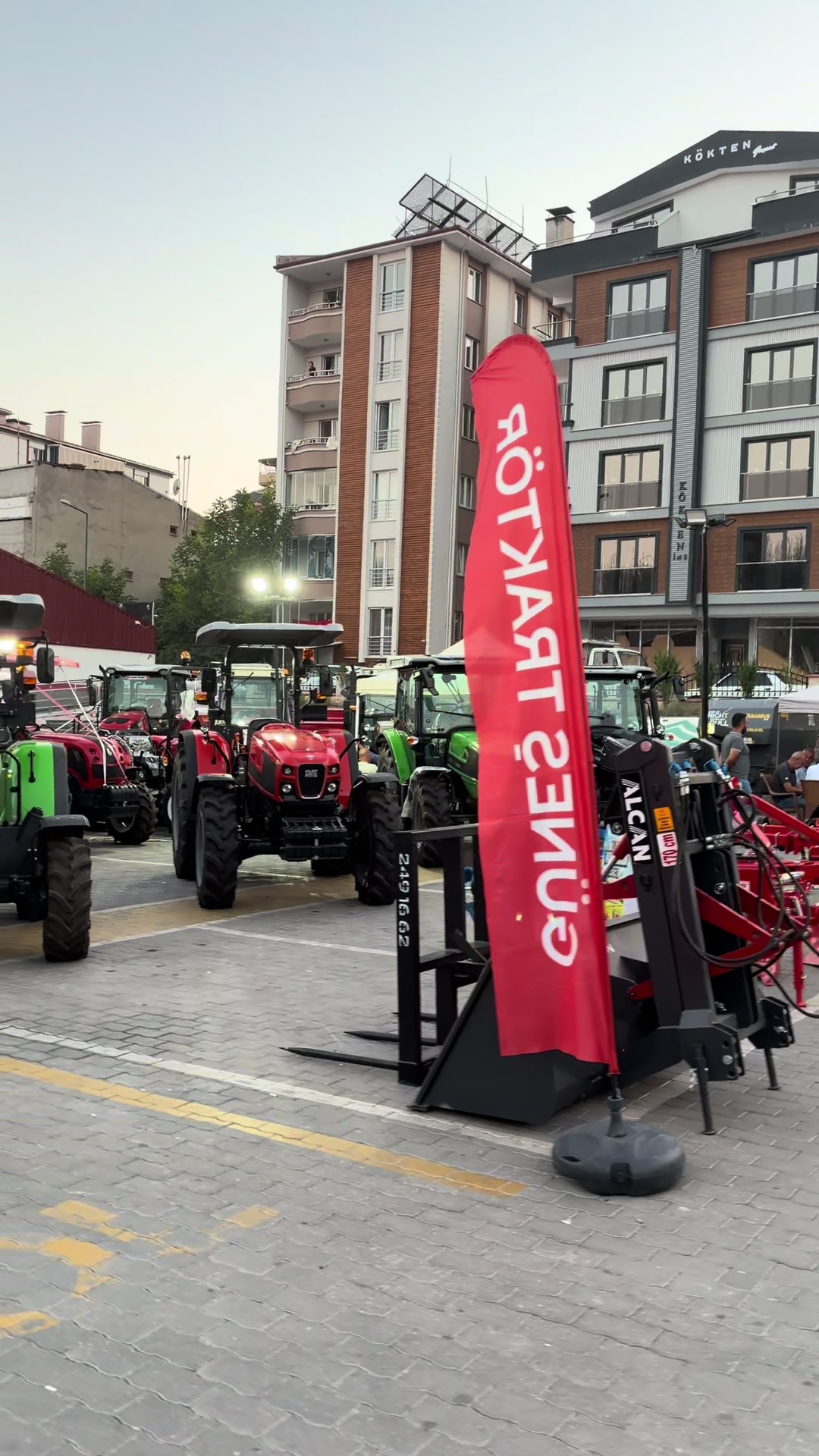 @G&Uuml;NEŞ TRAKT&Ouml;R BALIKESİR