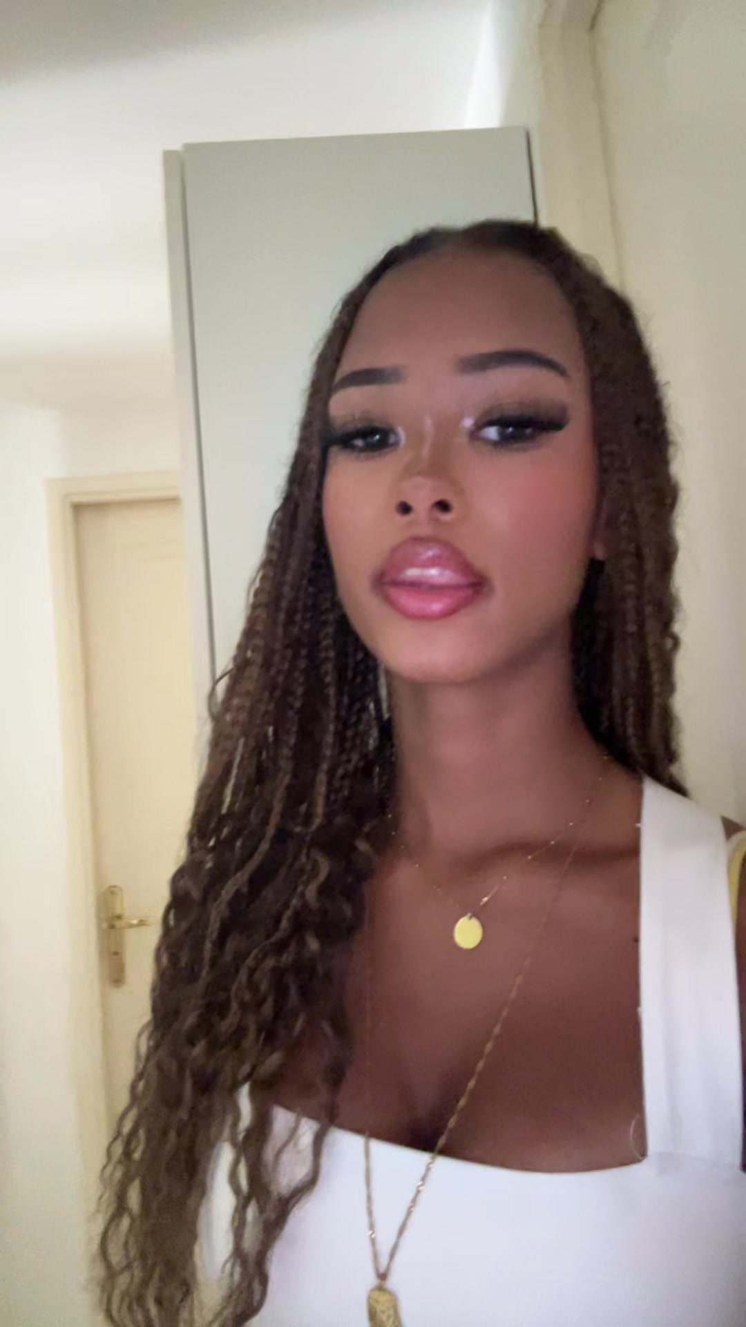 @𝐄𝐯𝐚🍒