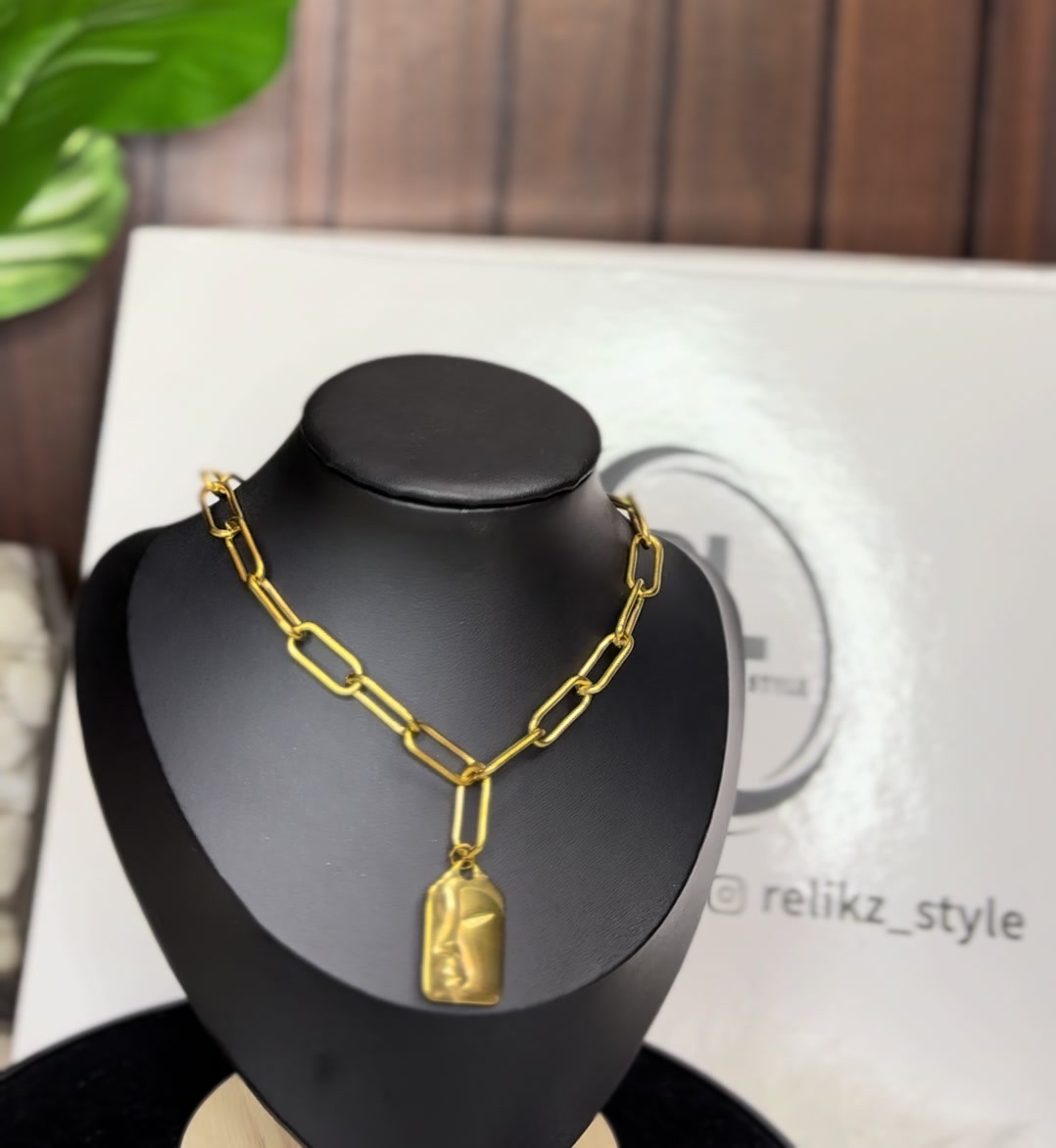 @RELIKZ | Jewelry & Bags Lagos