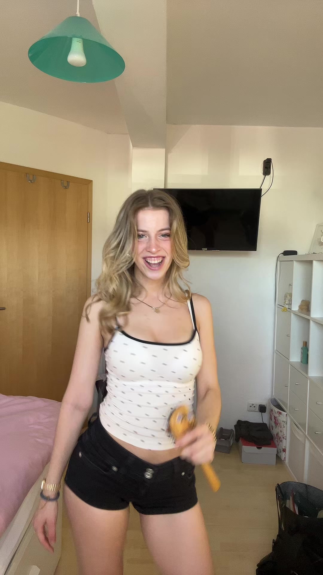 @yourfav.lea