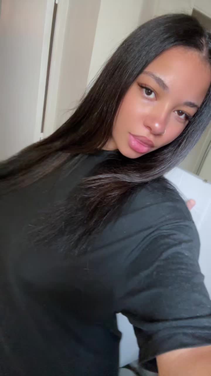 @225🇨🇮
