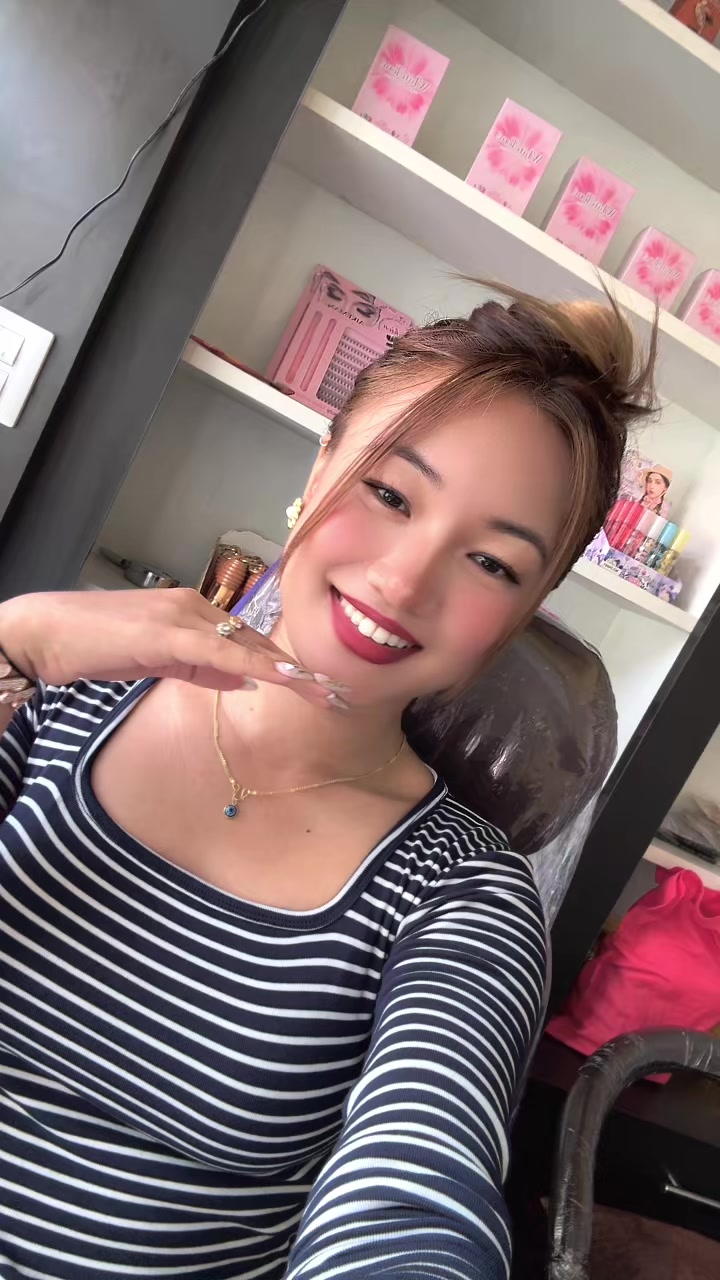 @Poonam ᥫ᭡