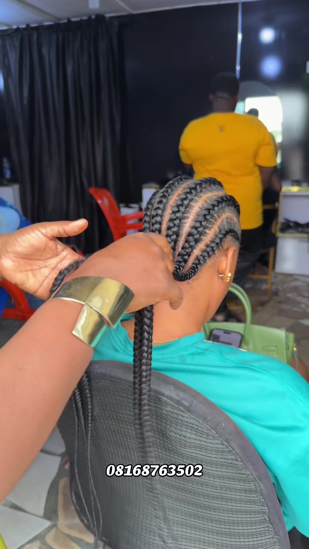 @HairbyKamso