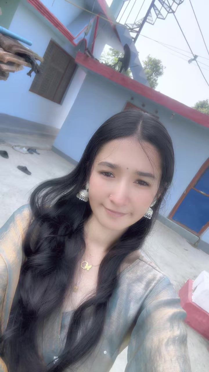 @NiLUuuu..>☘️🌙💐