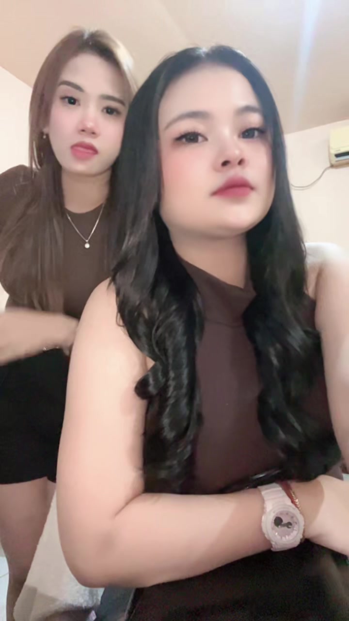 @Anggunamelya27