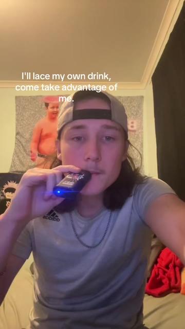@️