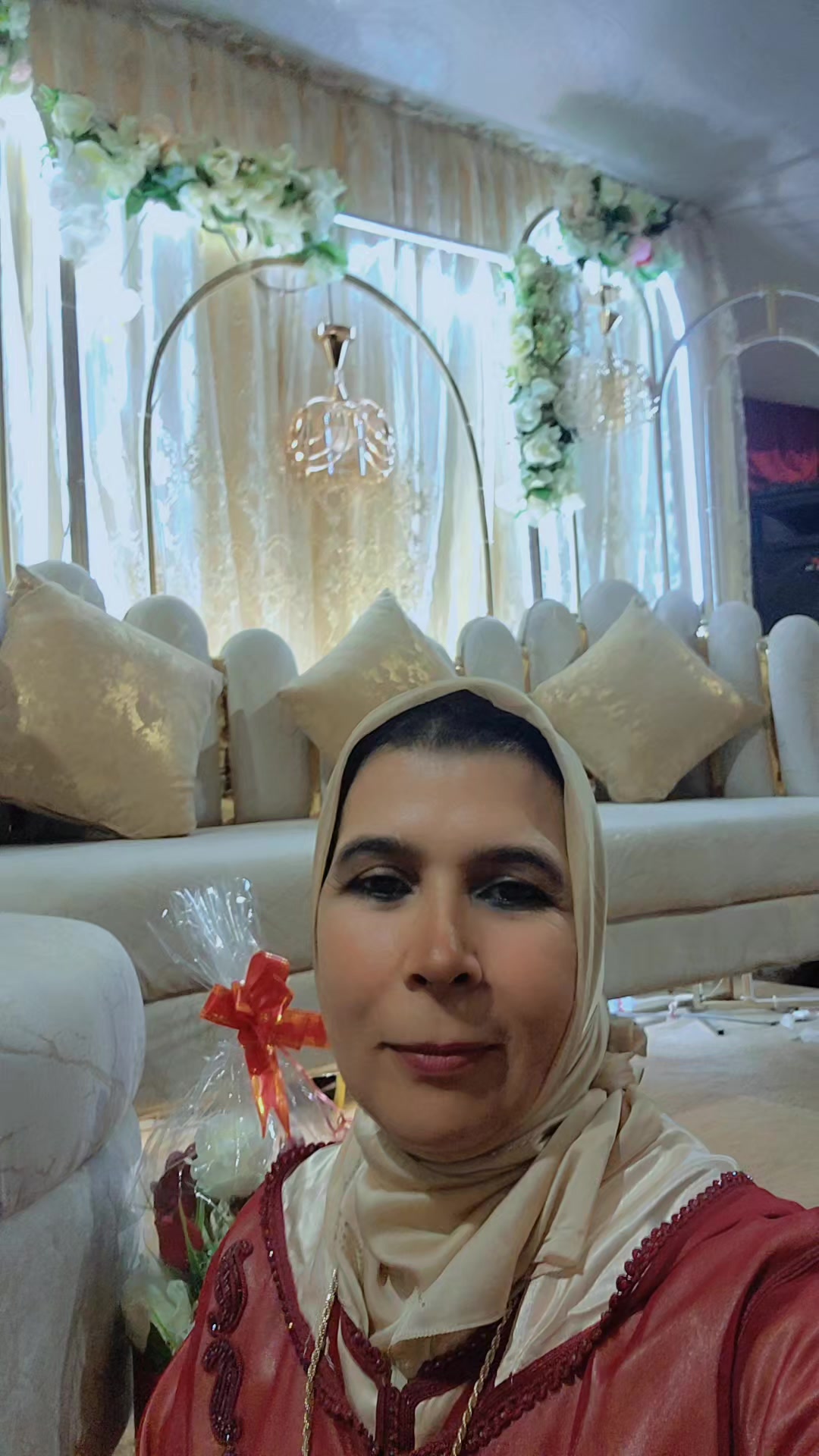 @رشيدة الأرملة المكافحة