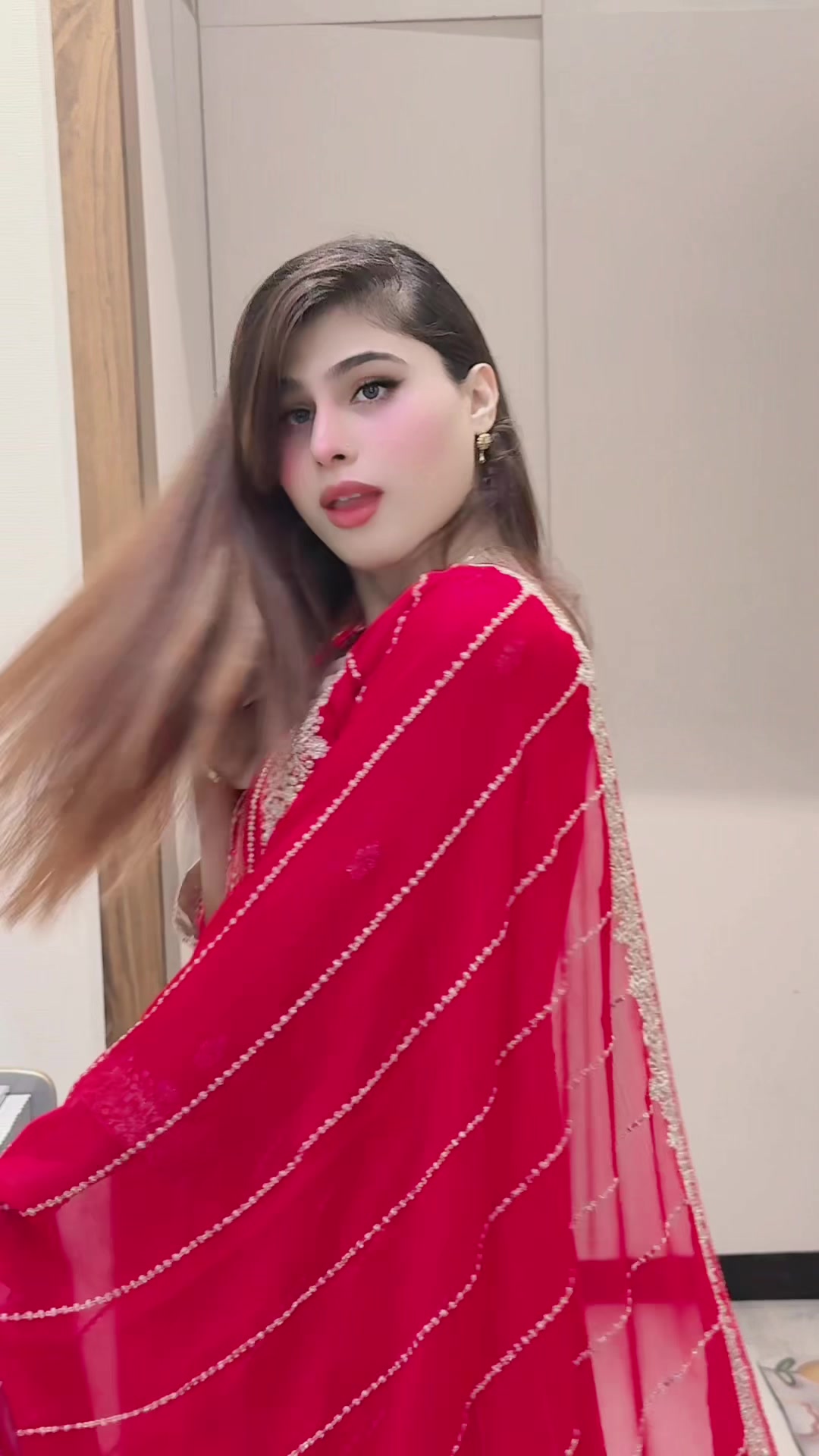 @MAHI 👑