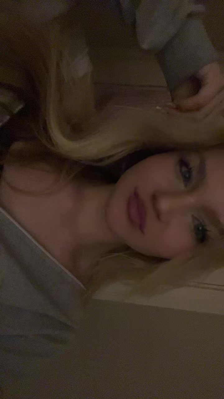 @blondinkaaaa