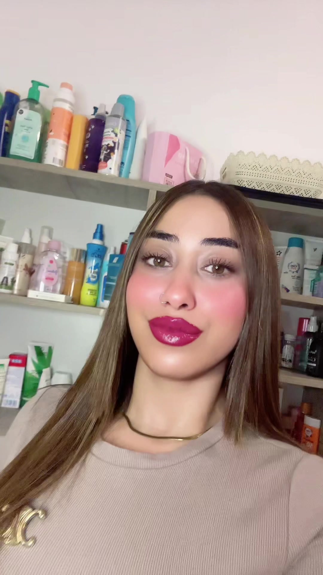 @𝓜𝓲𝓷𝓪 🎀