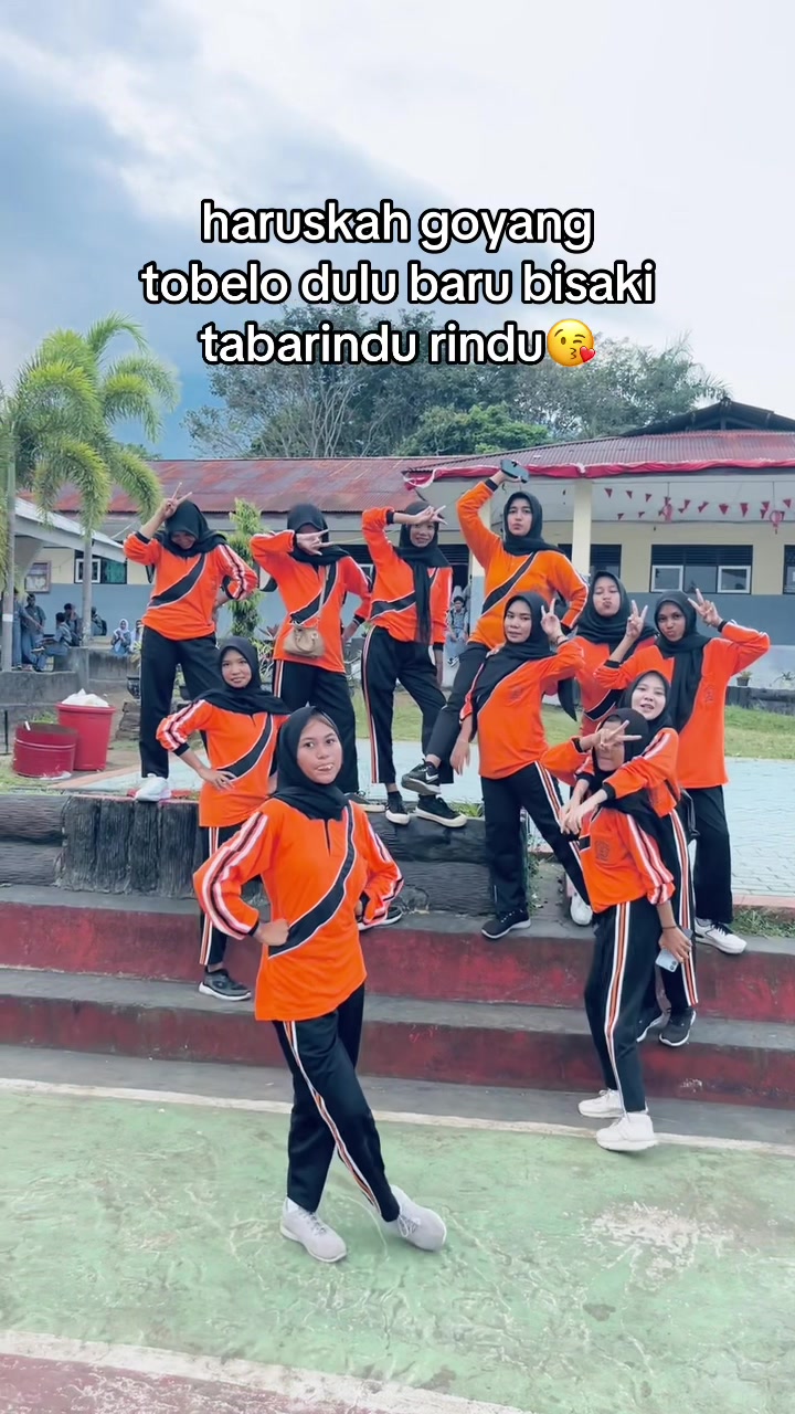 @kelaspojok