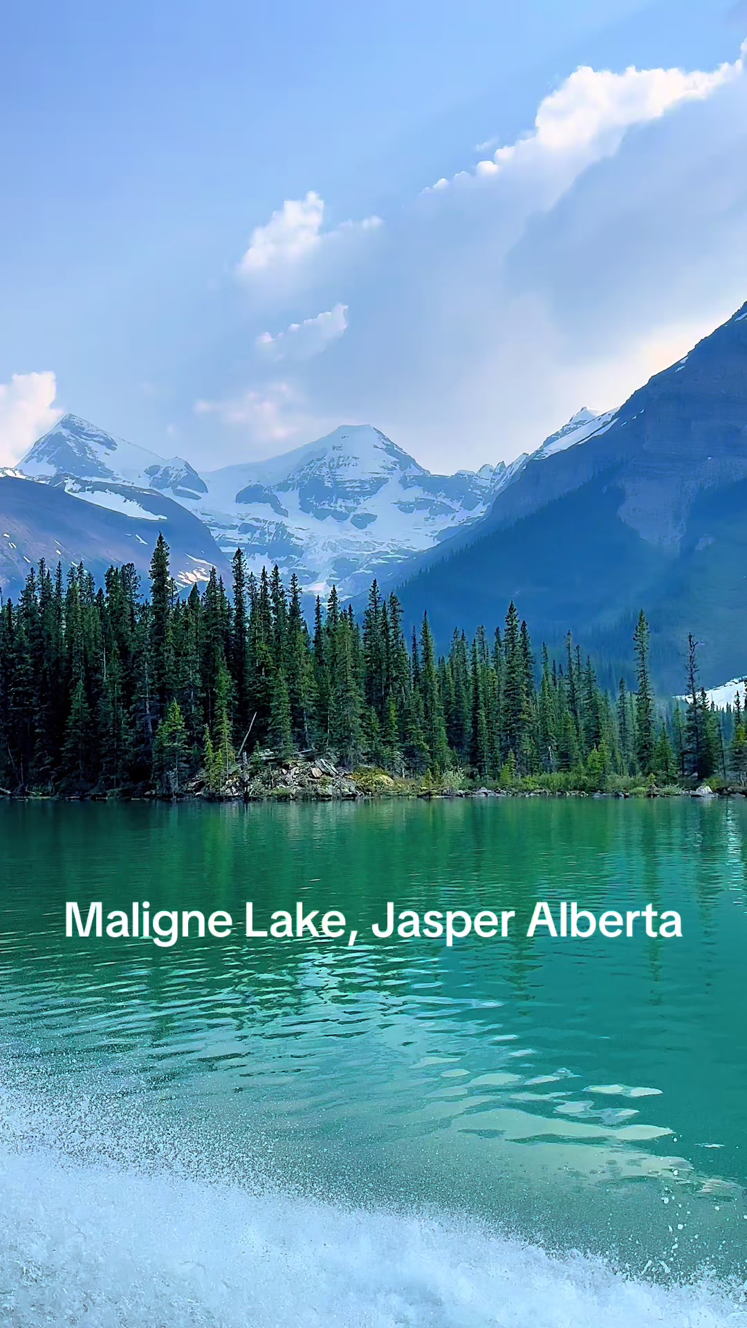 @Experience hiking in Canada
