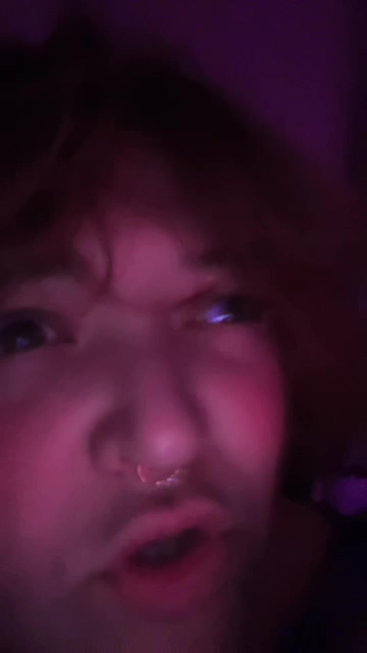 @Mia