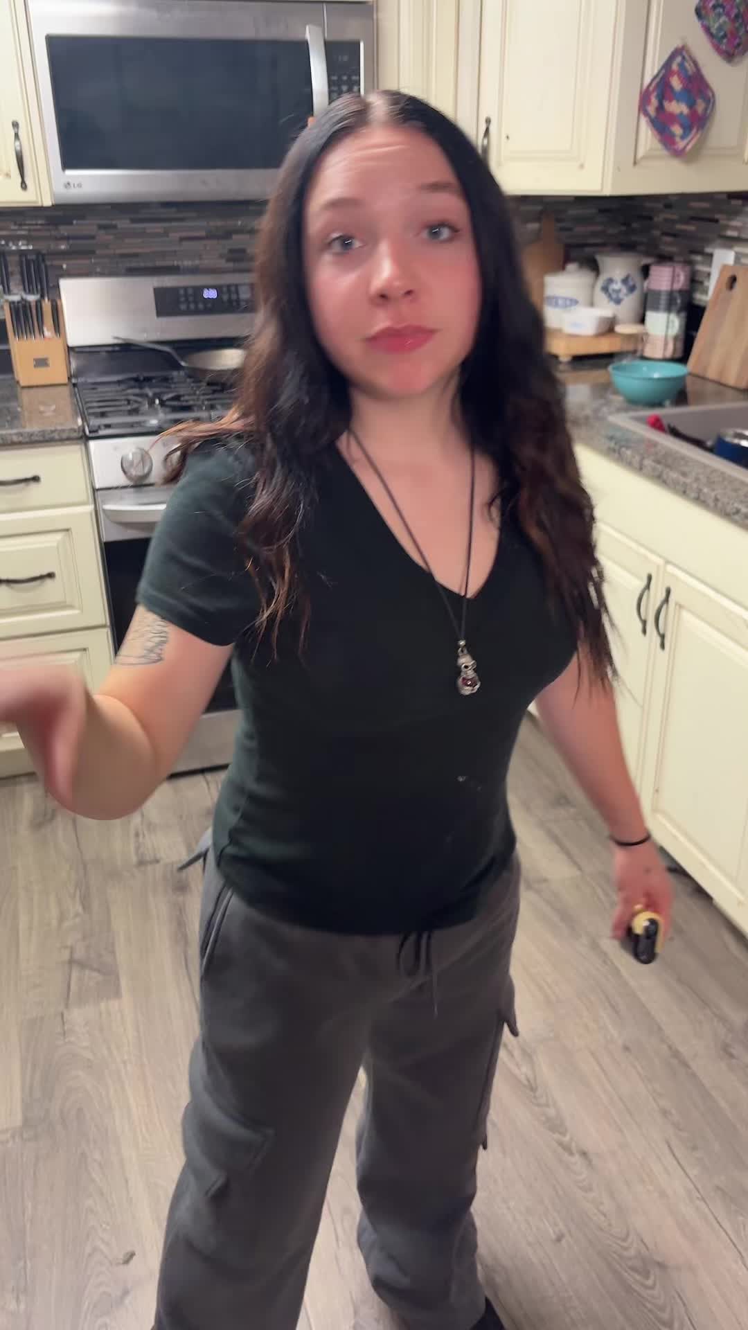 @Kenzi 🐺