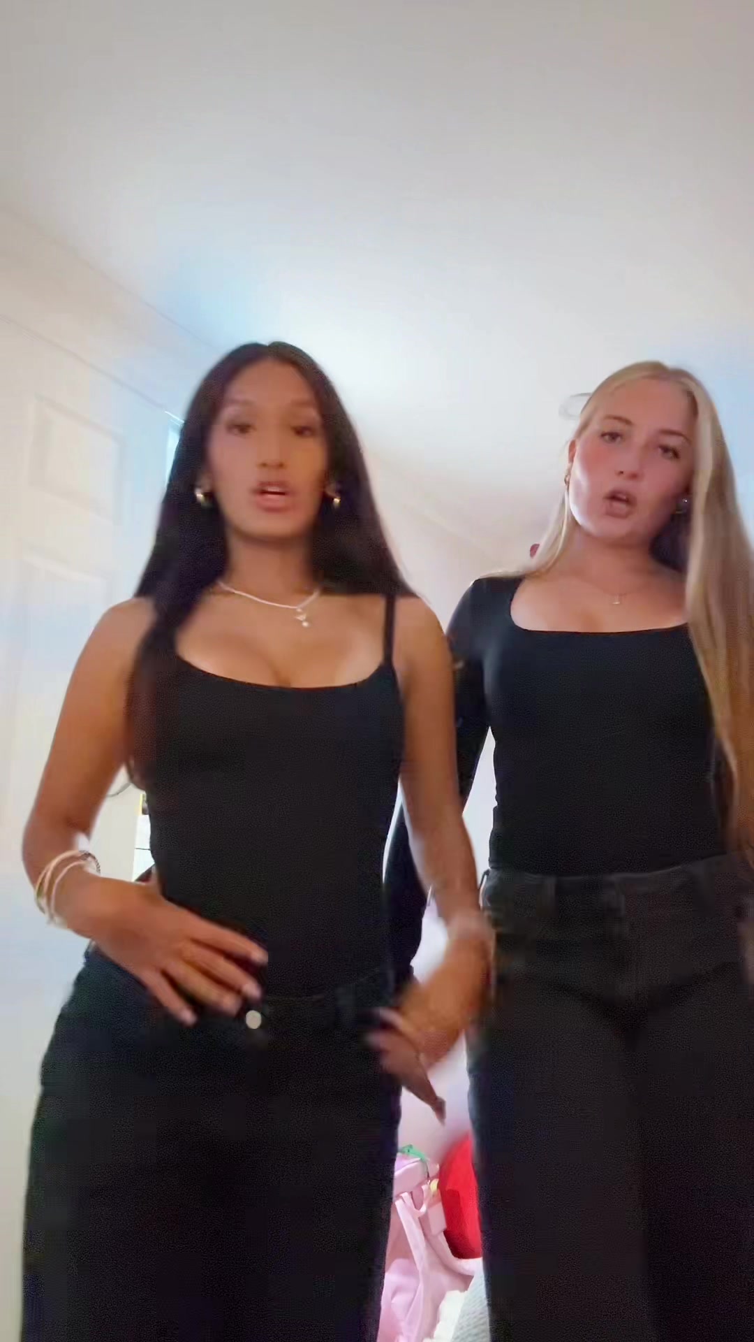 @Renata