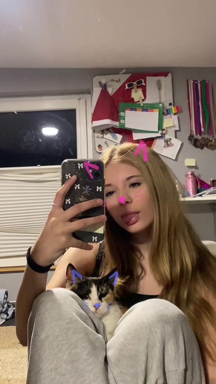 @𝓚𝓪ź𝓶𝓲𝓮𝓻𝓼𝓴𝓪