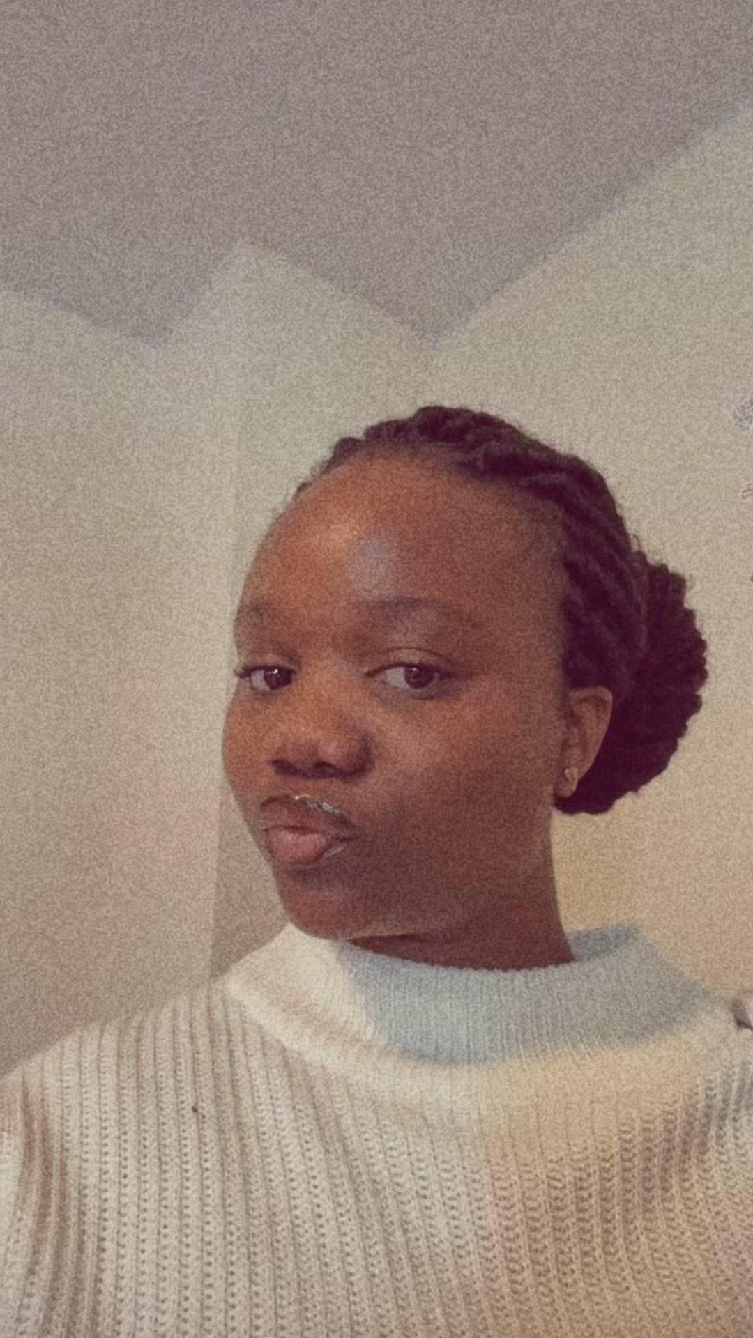 @Fiyin🤨