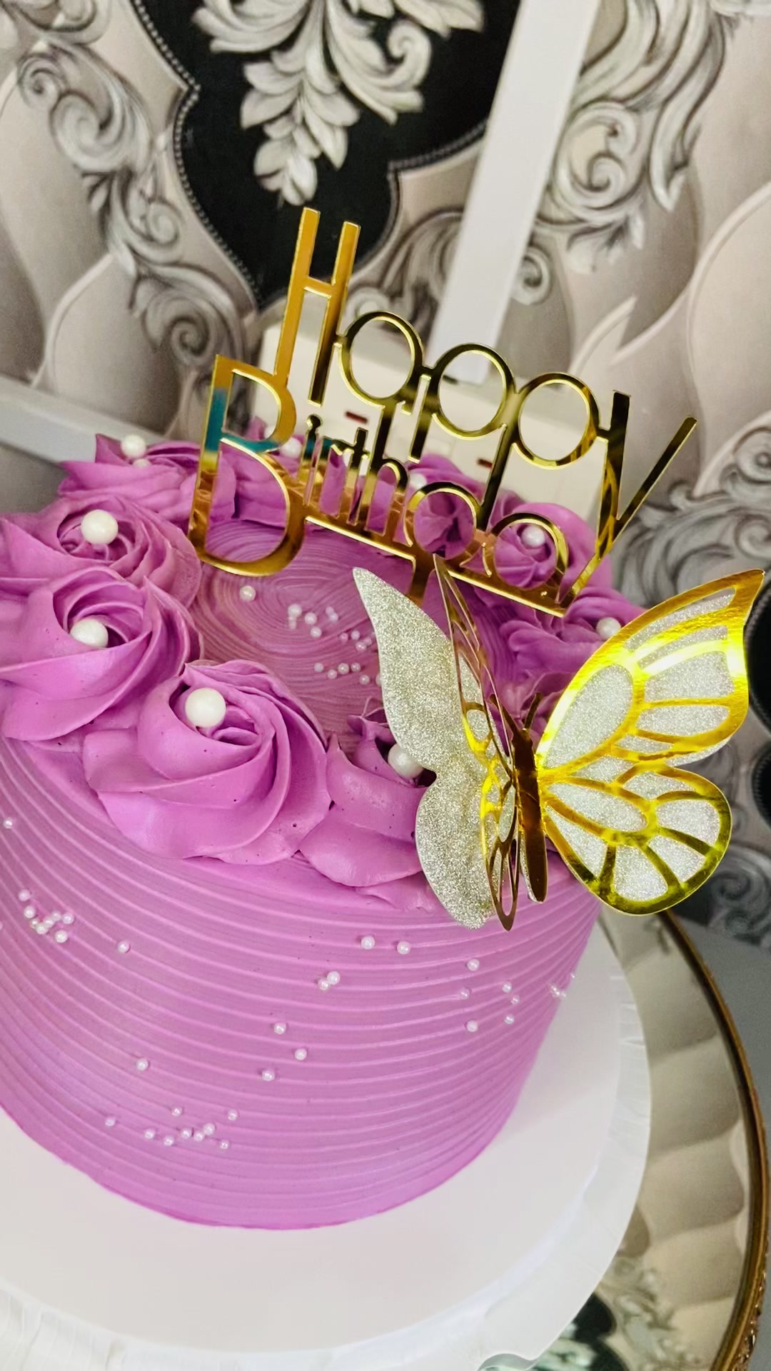 @BCakes and Pastries