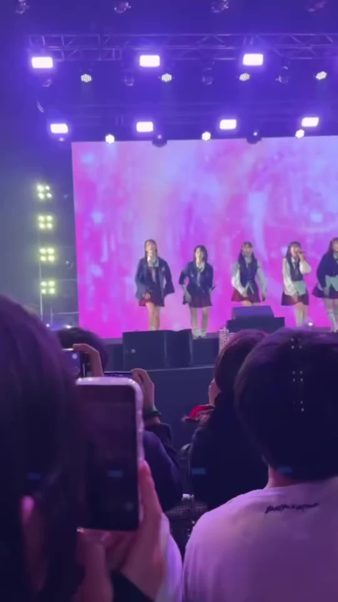 @みる