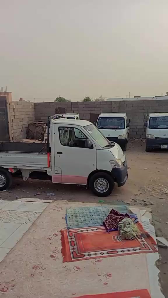 @طارق بلوچ