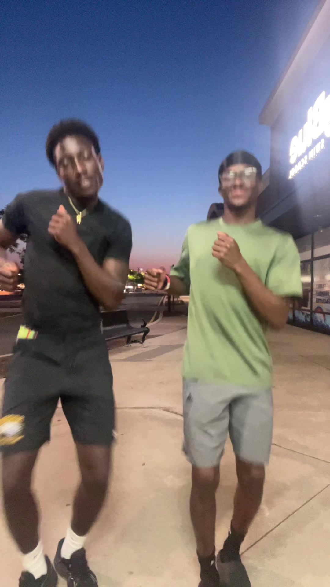 @J4🕺🏾.