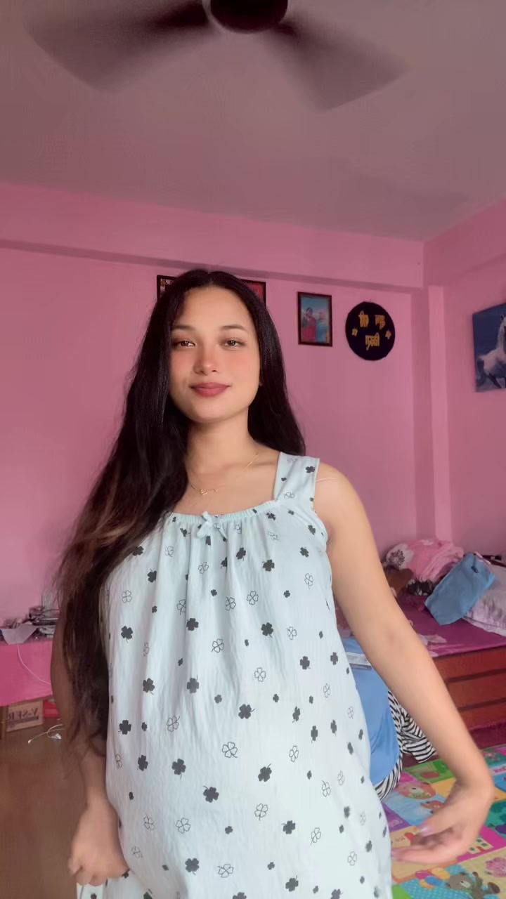 @Meenavlogs