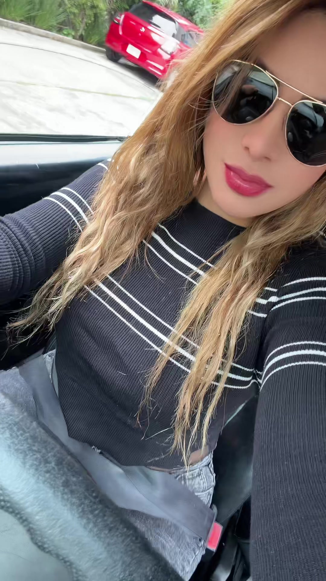 @Laurita