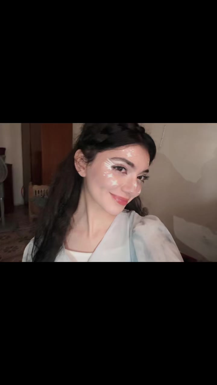 @R 🌸