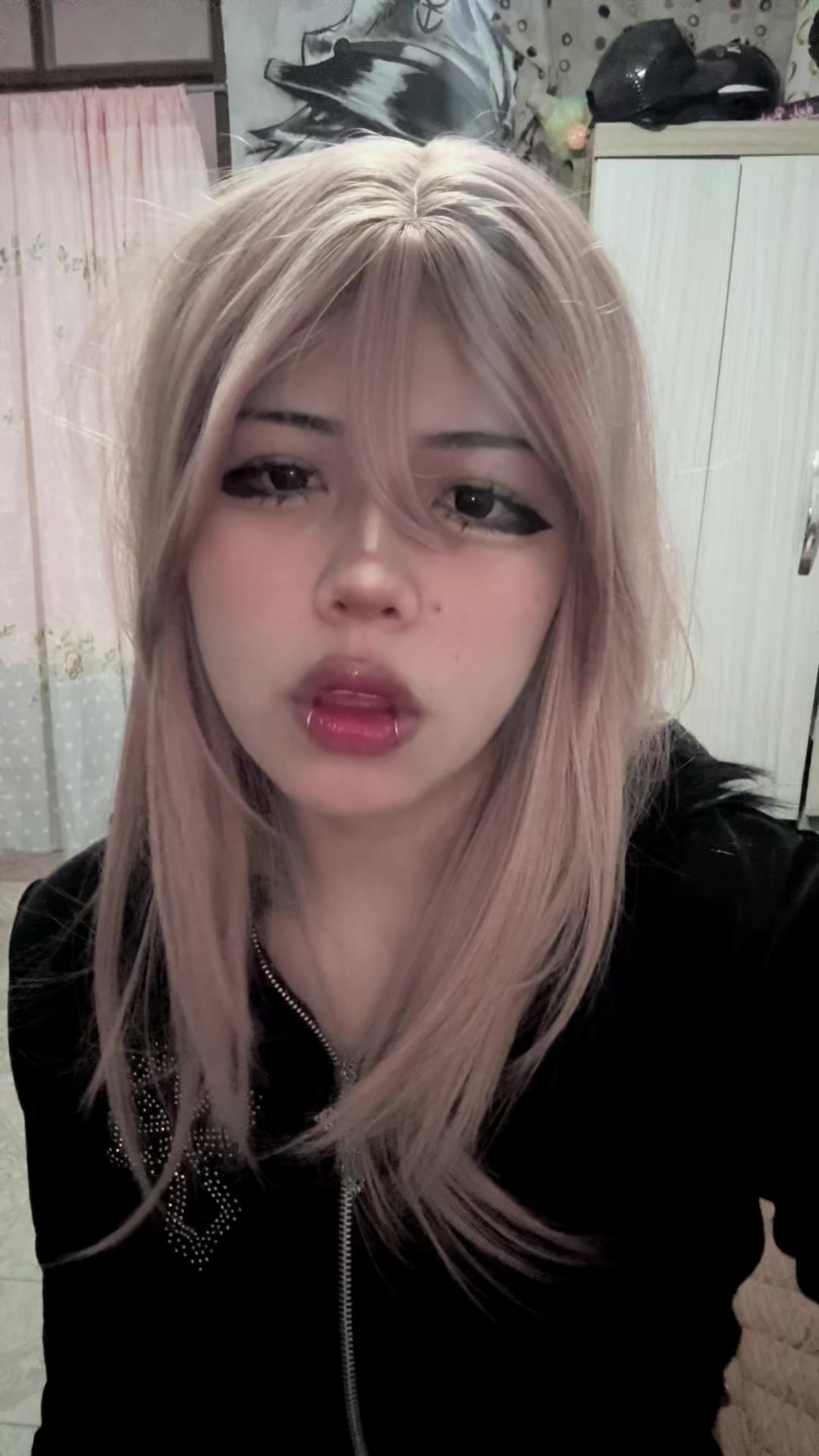 @Lajefa