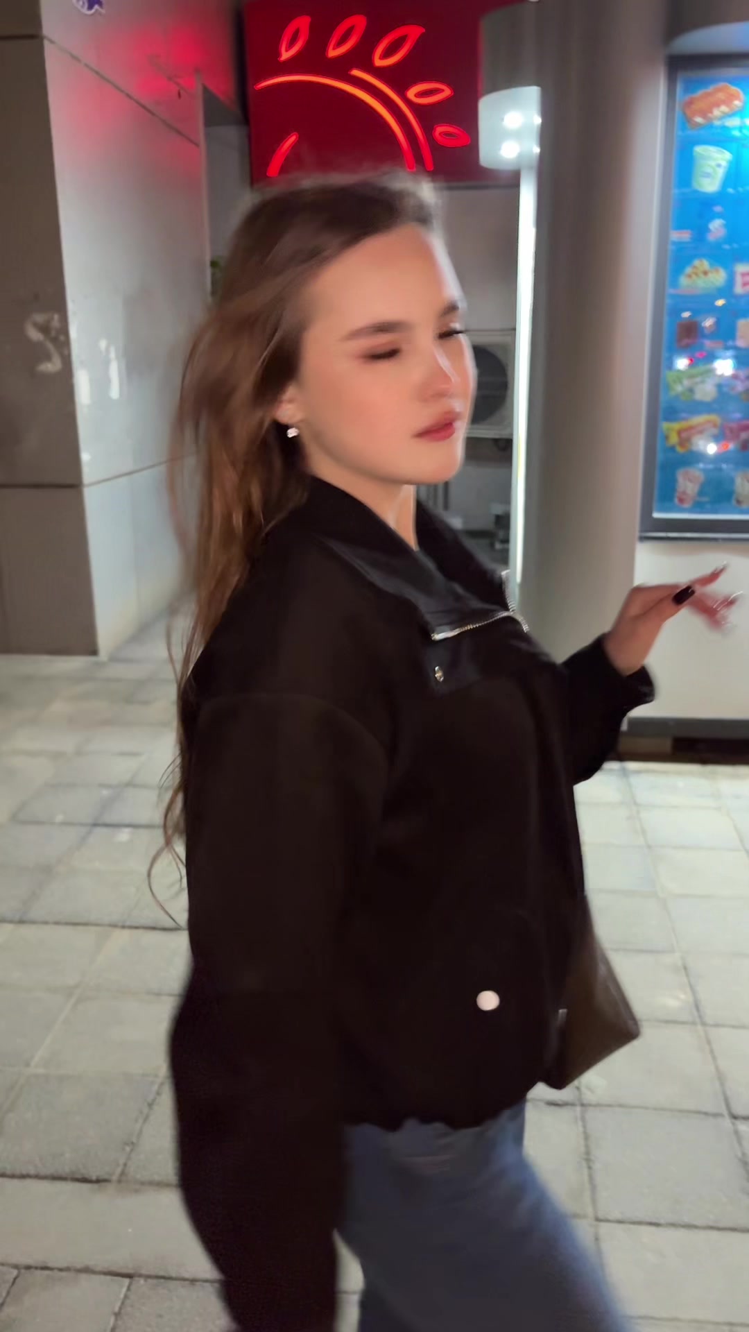 @lisavetta