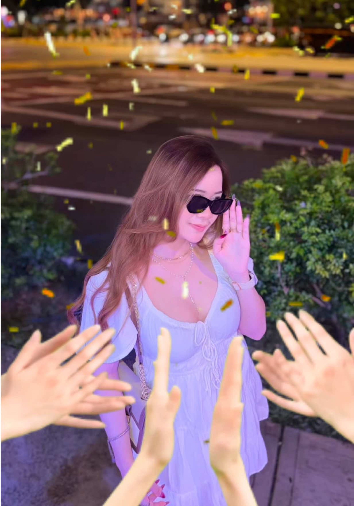 @-