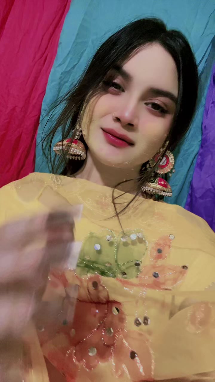 @Emaan🕊️✨