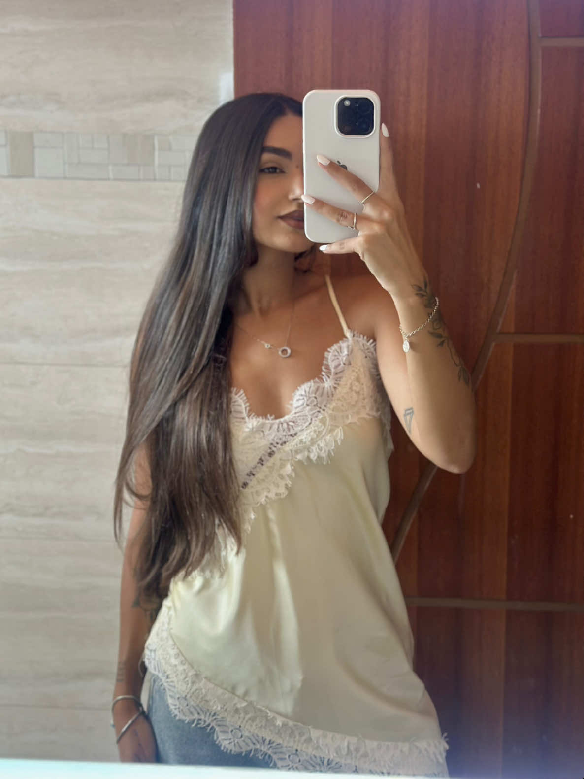 @Iara Victória