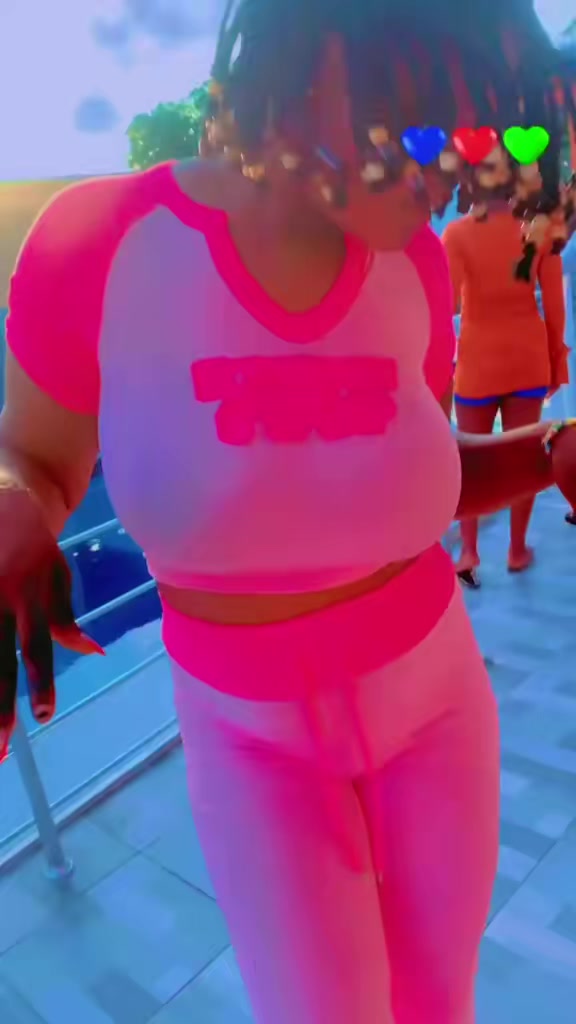 @Anikeade💕💕🥹