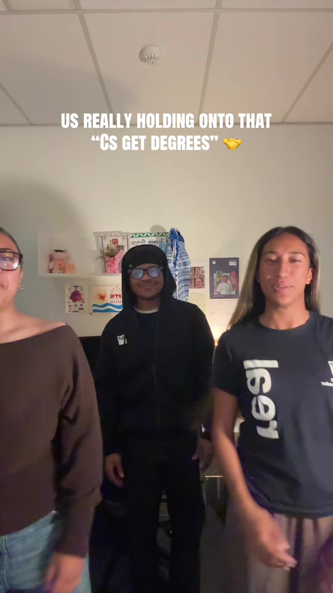 @🫰🏾