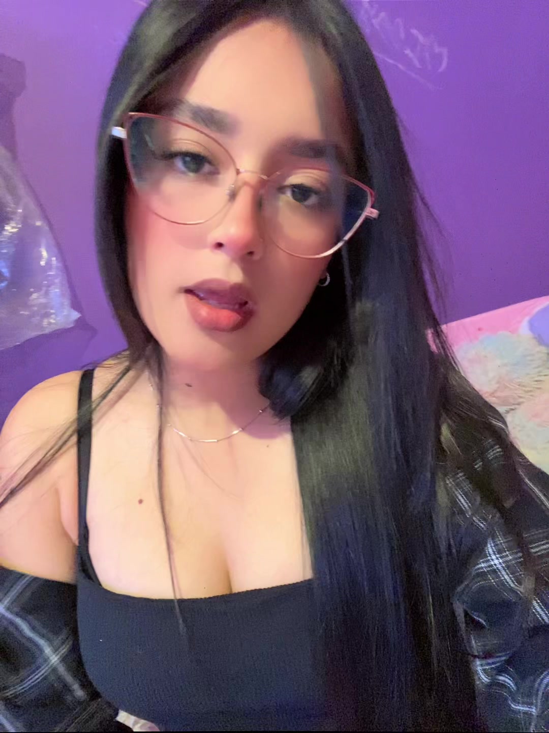 @𝕸𝖝𝖊𝖑 🍯
