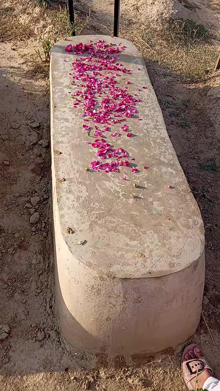 @iqra_mirza