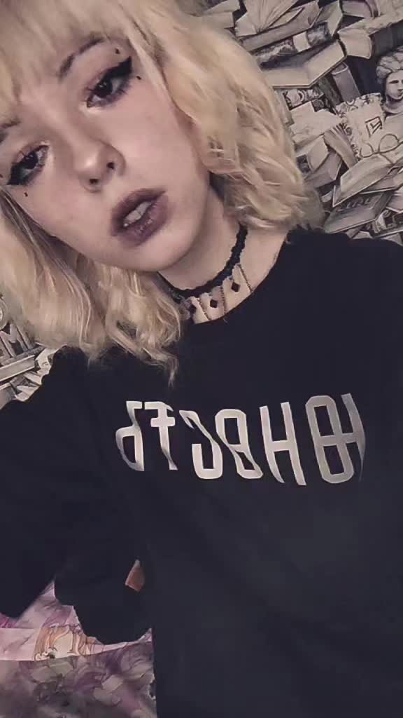 @момо дура́
