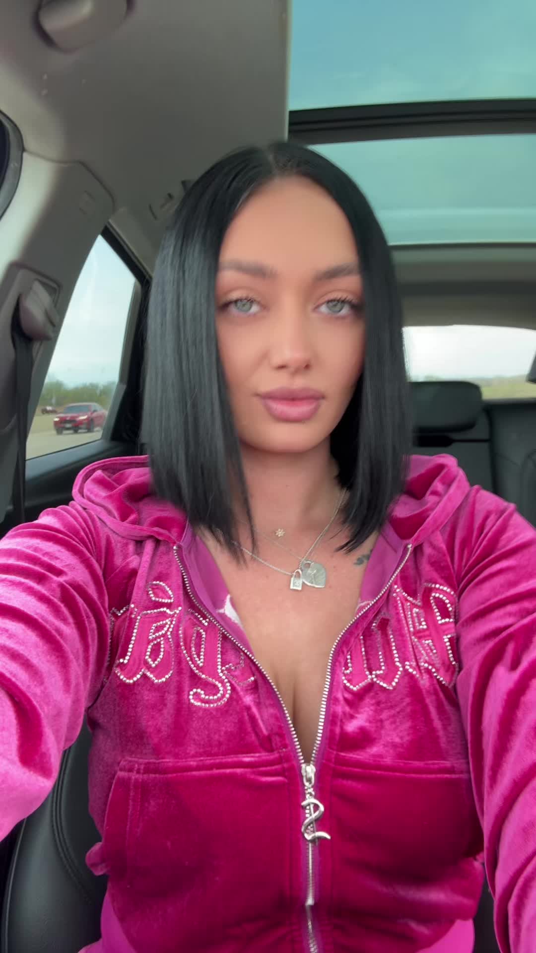 @MISSMILLYAN